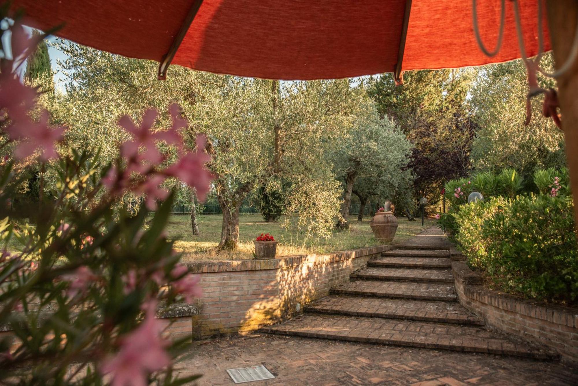 Maison d'hôtes Romitorio Di Castiglione Del Lago Extérieur photo